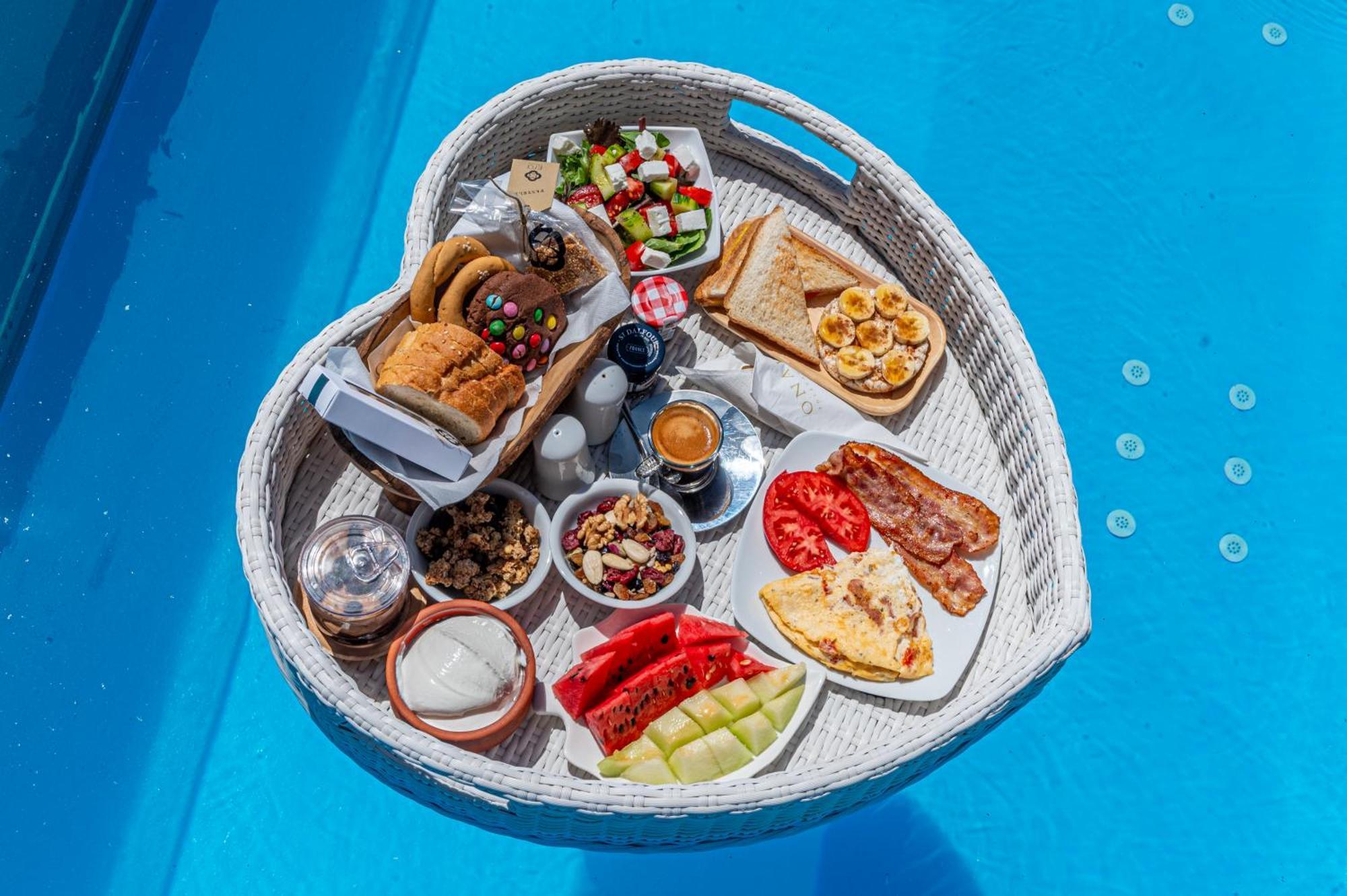 Onar Suites & Villas Каравостаси Екстериор снимка