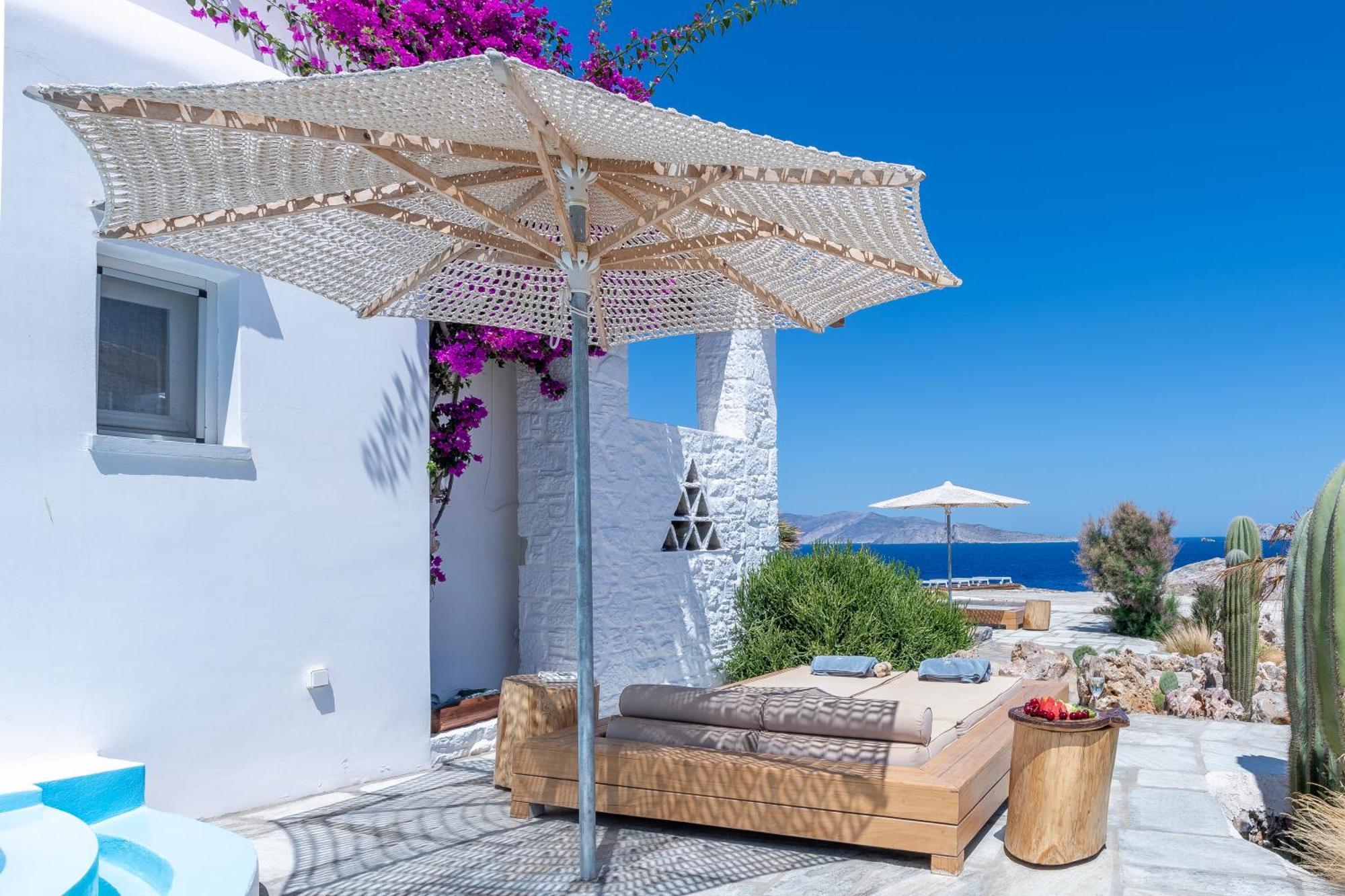 Onar Suites & Villas Каравостаси Екстериор снимка